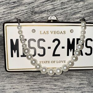 Miss-2-Mrs Clutch Las Vegas Aldo